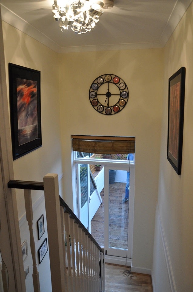Flat Beaumont Crescent in Greater London