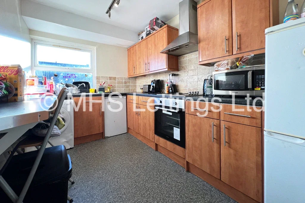Flat Welton Road in Leeds