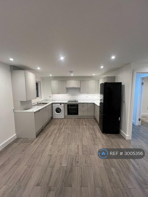 Flat Kimptons Mead in Hertsmere