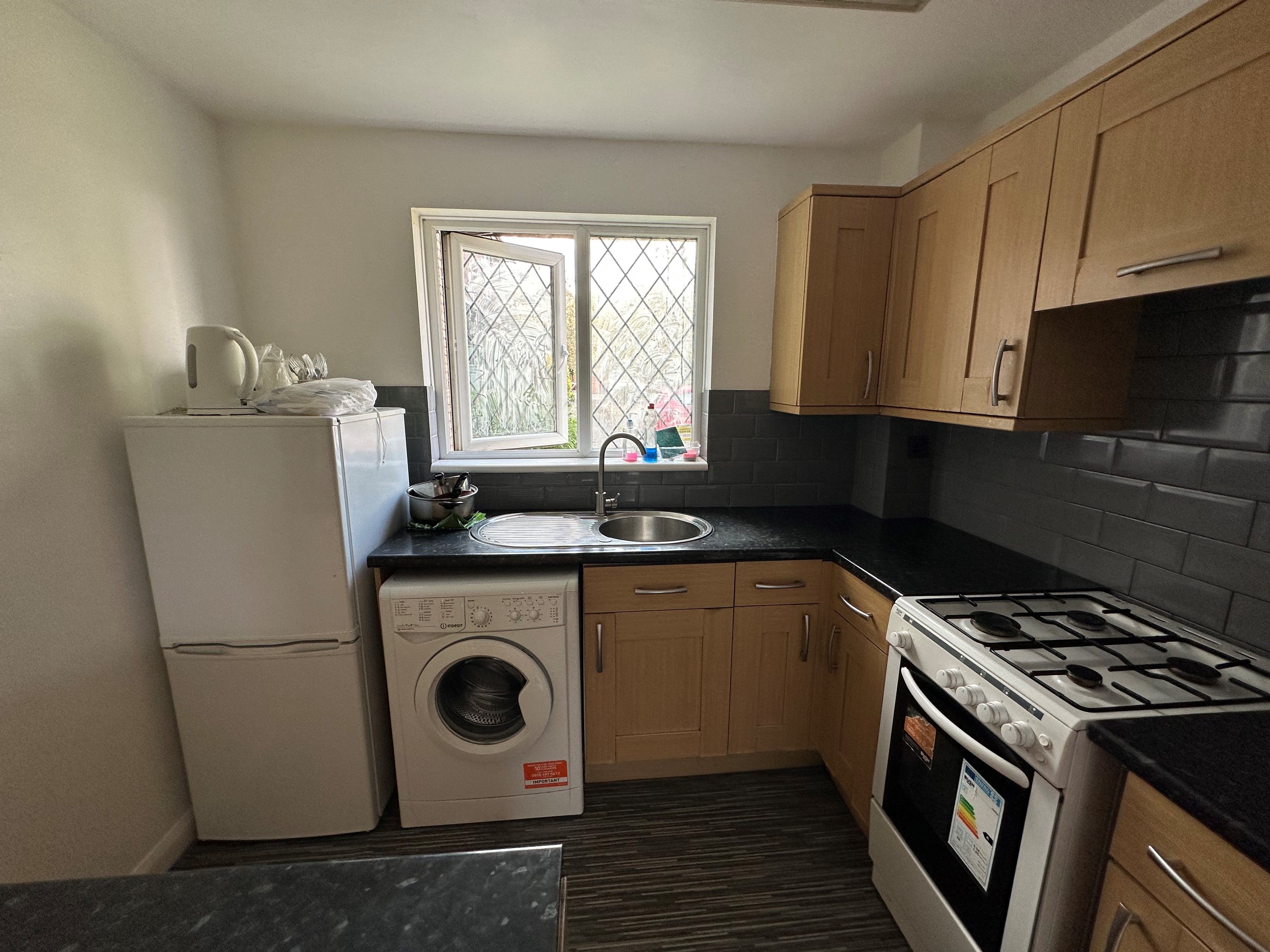 Flat Padcroft Road in Greater London