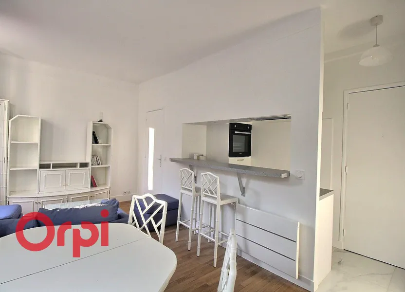 Appartement Boulevard du Montparnasse à Paris