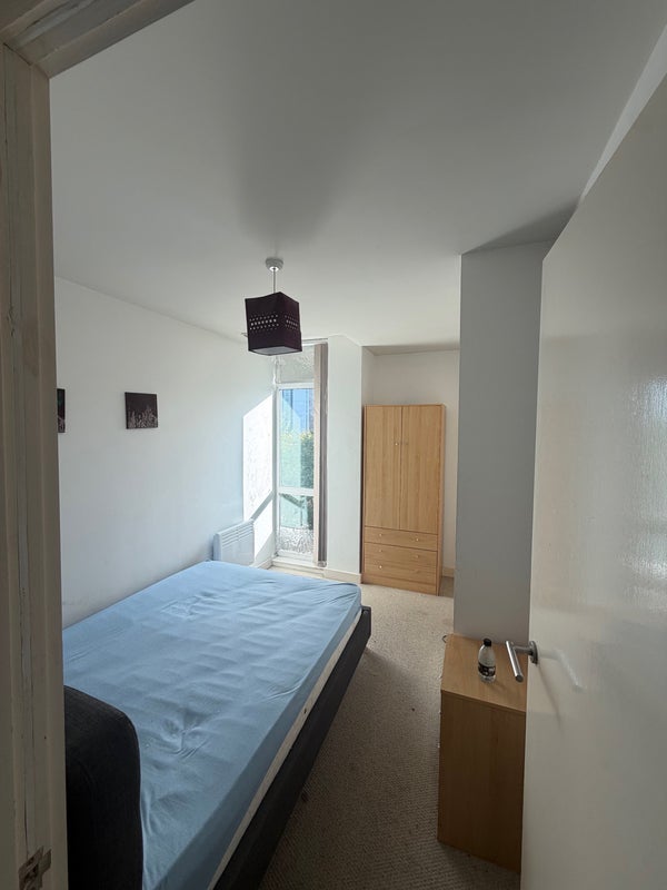 Room Broadway in Salford