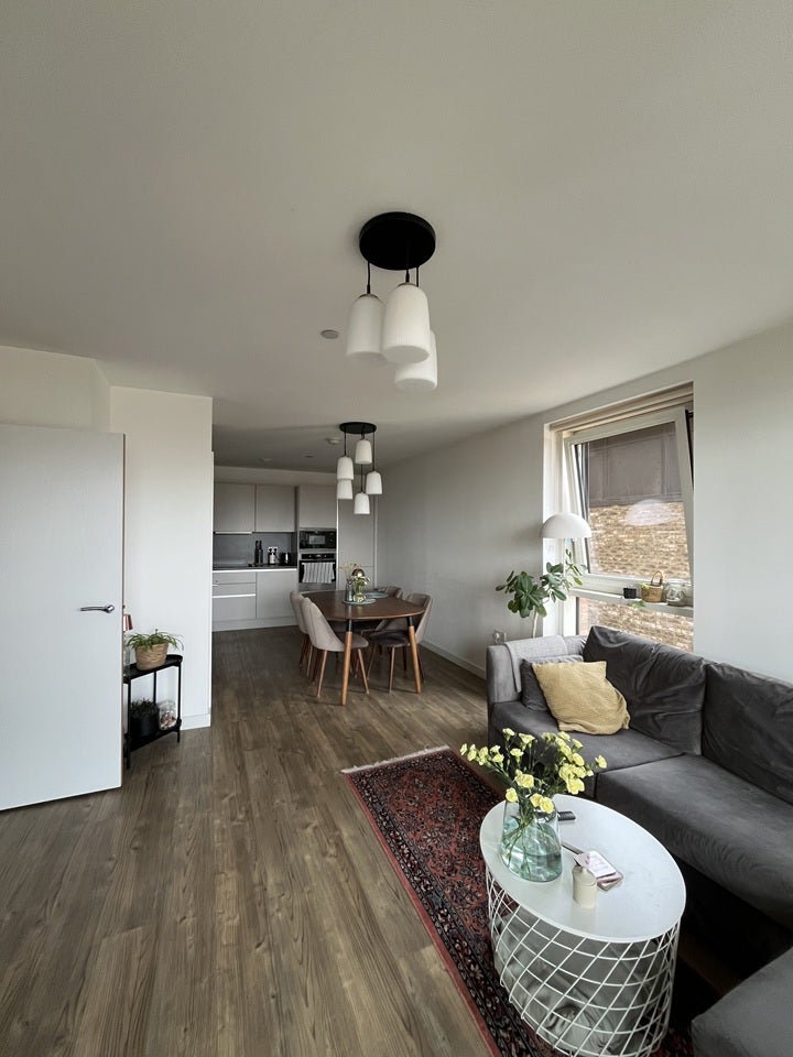Room Bailey Street in Greater London