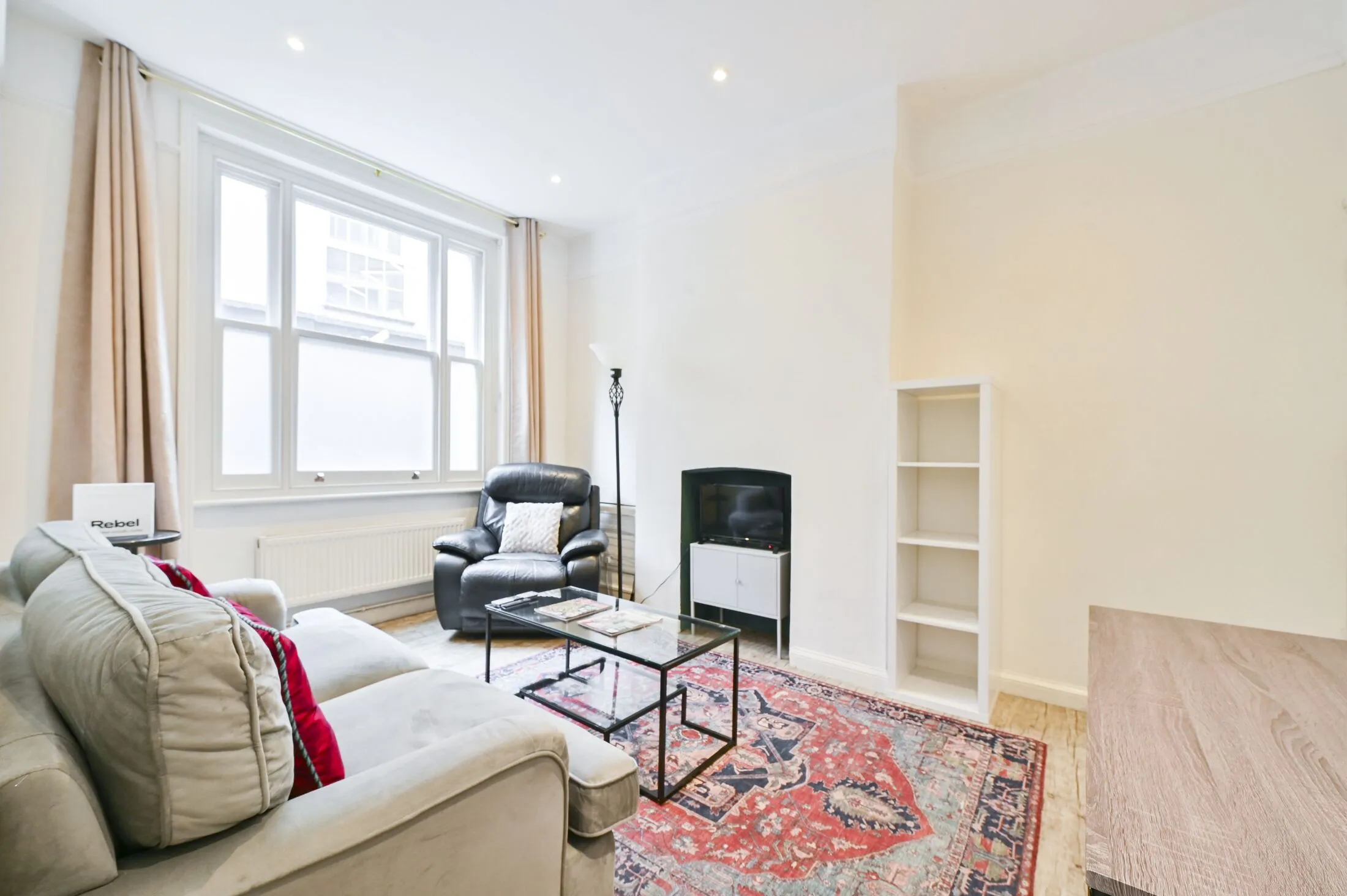 Flat Gresse Street in City of Westminster