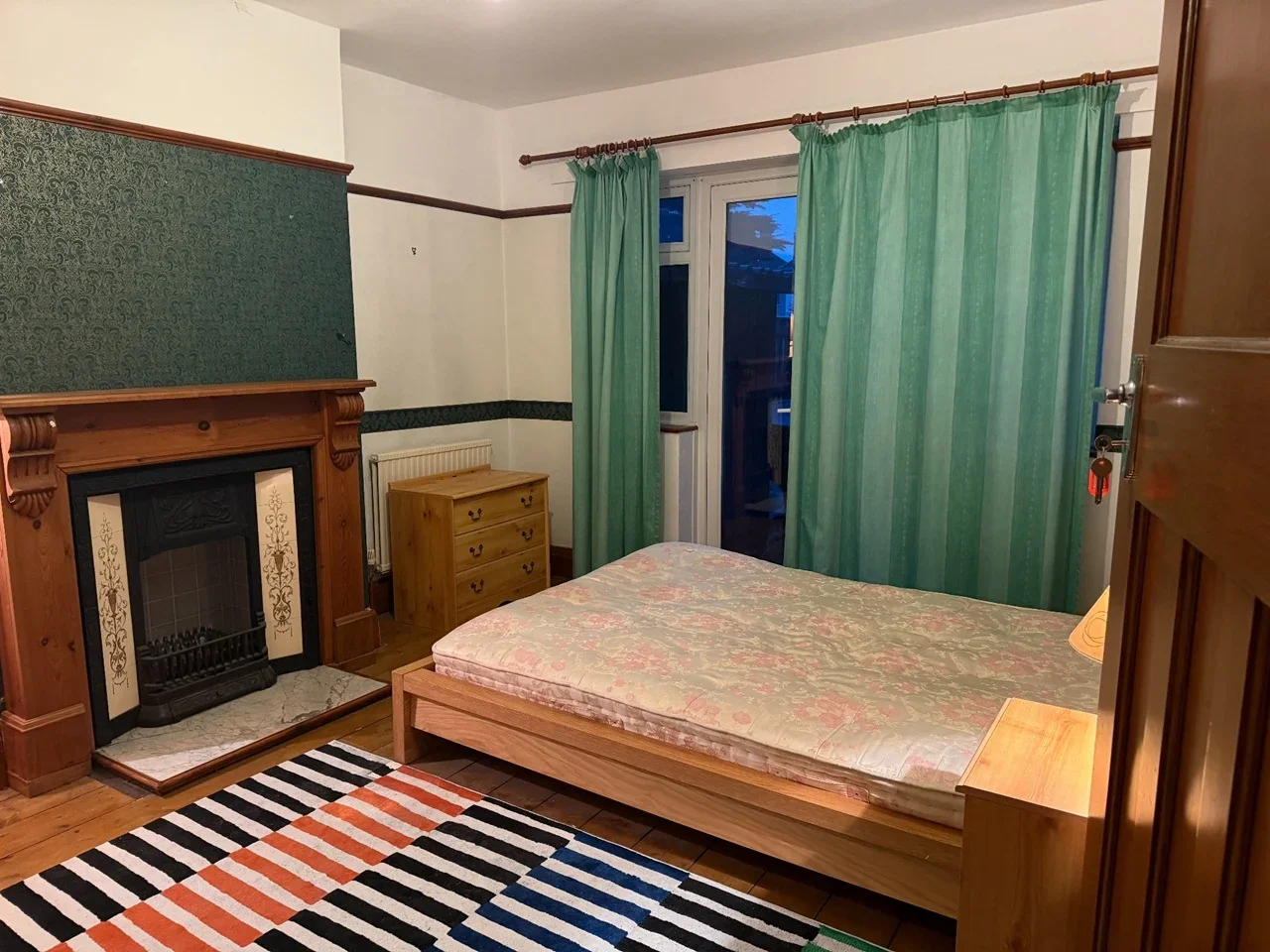 Room Addiscombe Road in Weston-super-Mare