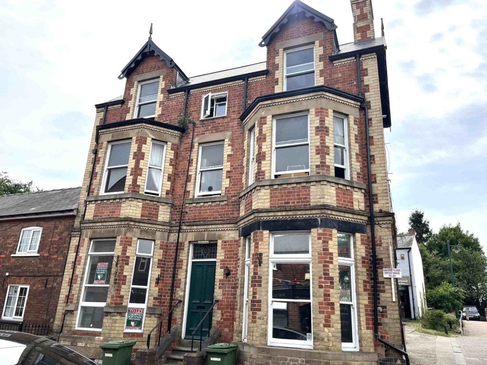 Flat High Street in Newark and Sherwood
