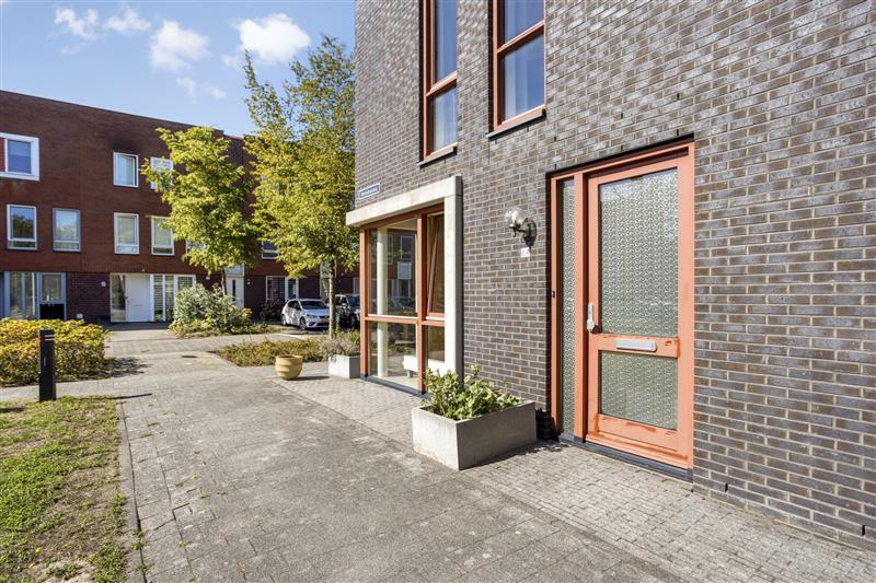Tussenwoning te koop: Oslohaven 64, Purmerend