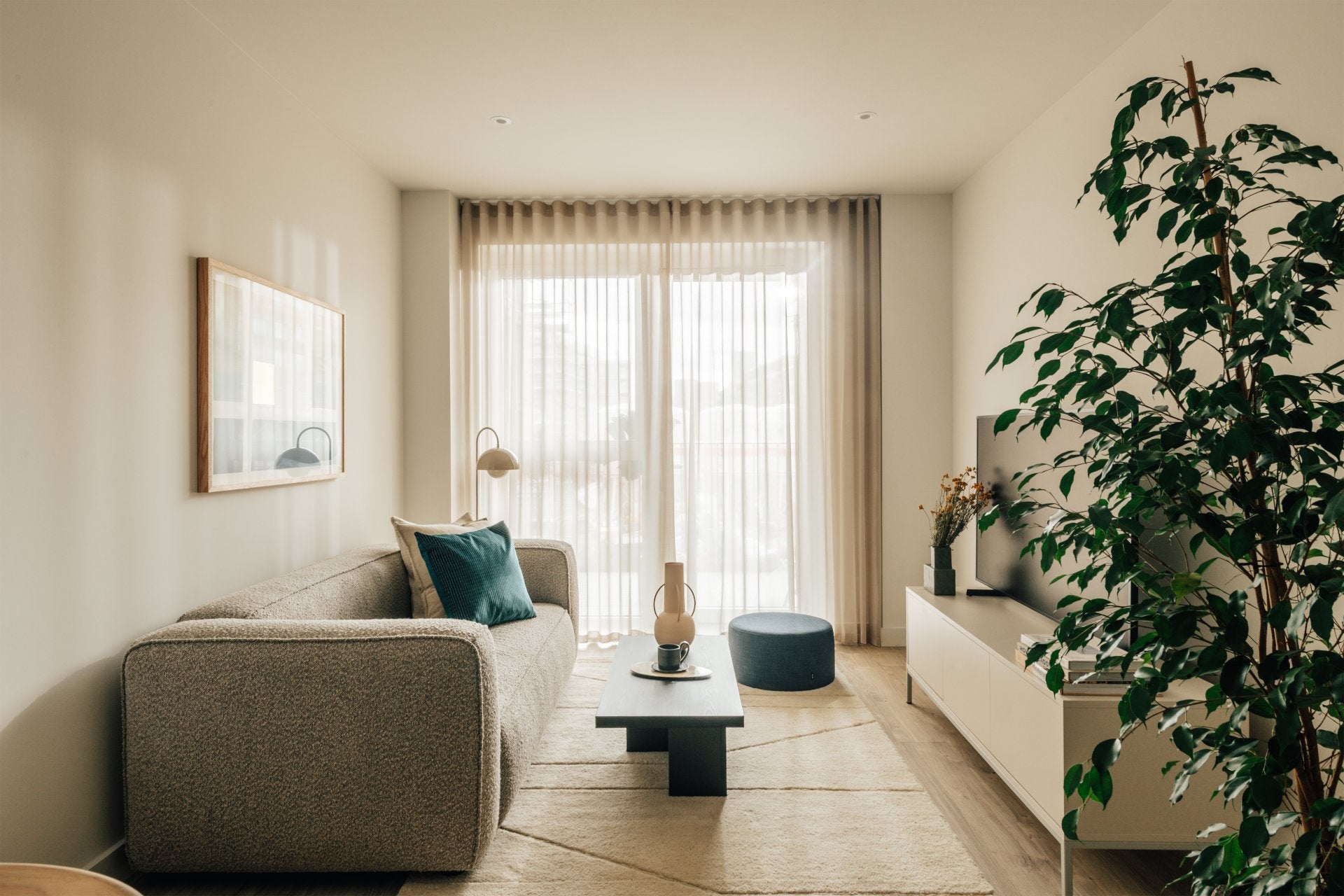 Flat Hepscott Road in Greater London