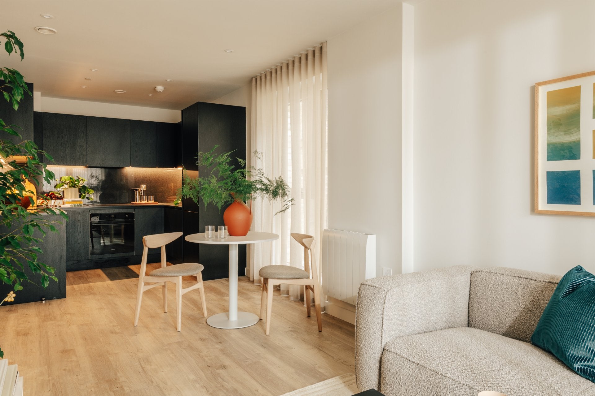 Flat Hepscott Road in Greater London