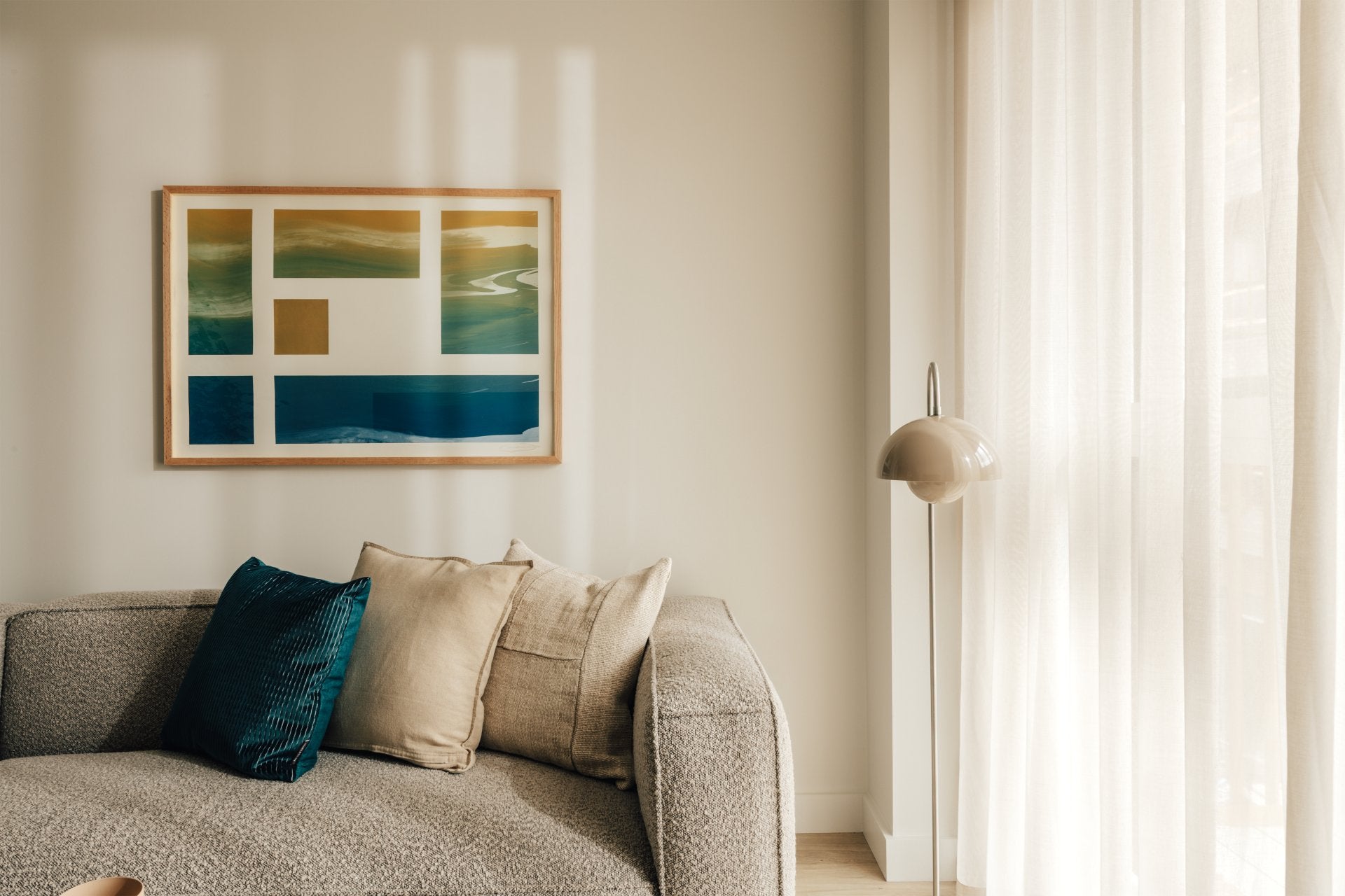 Flat Hepscott Road in Greater London