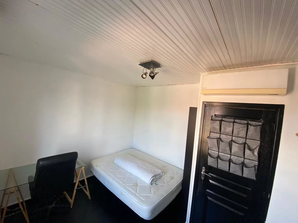 Room Rue Henri Dunant in Combs-la-Ville