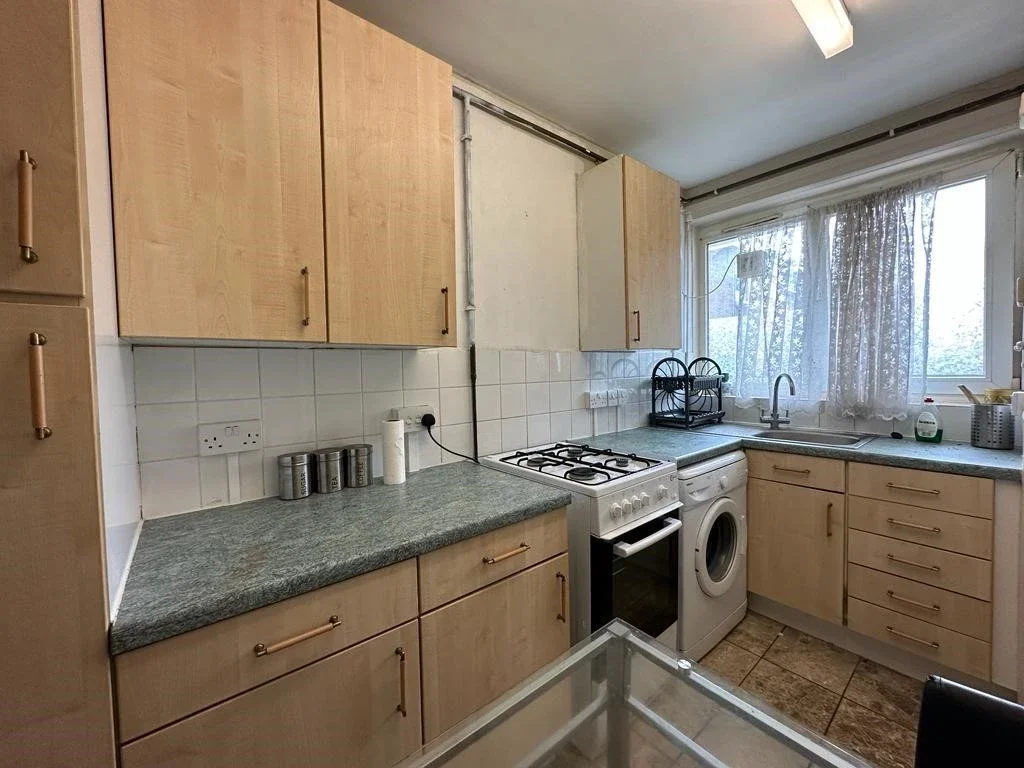 Flat Caledonian Road in Greater London