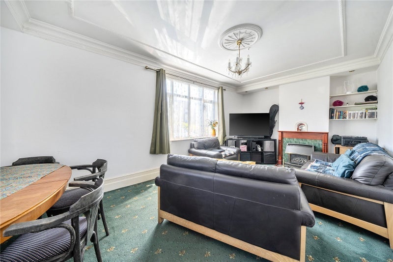 Room Grangemill Road in Greater London