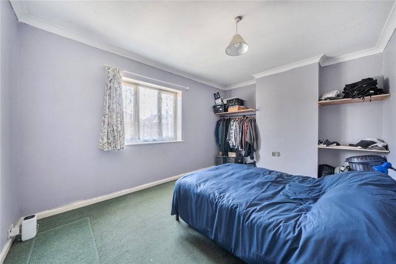 Room Grangemill Road in Greater London