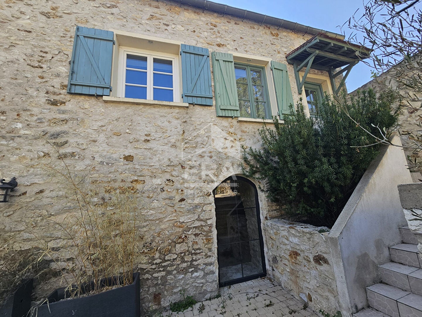House Rue de Neauphle in Crespières