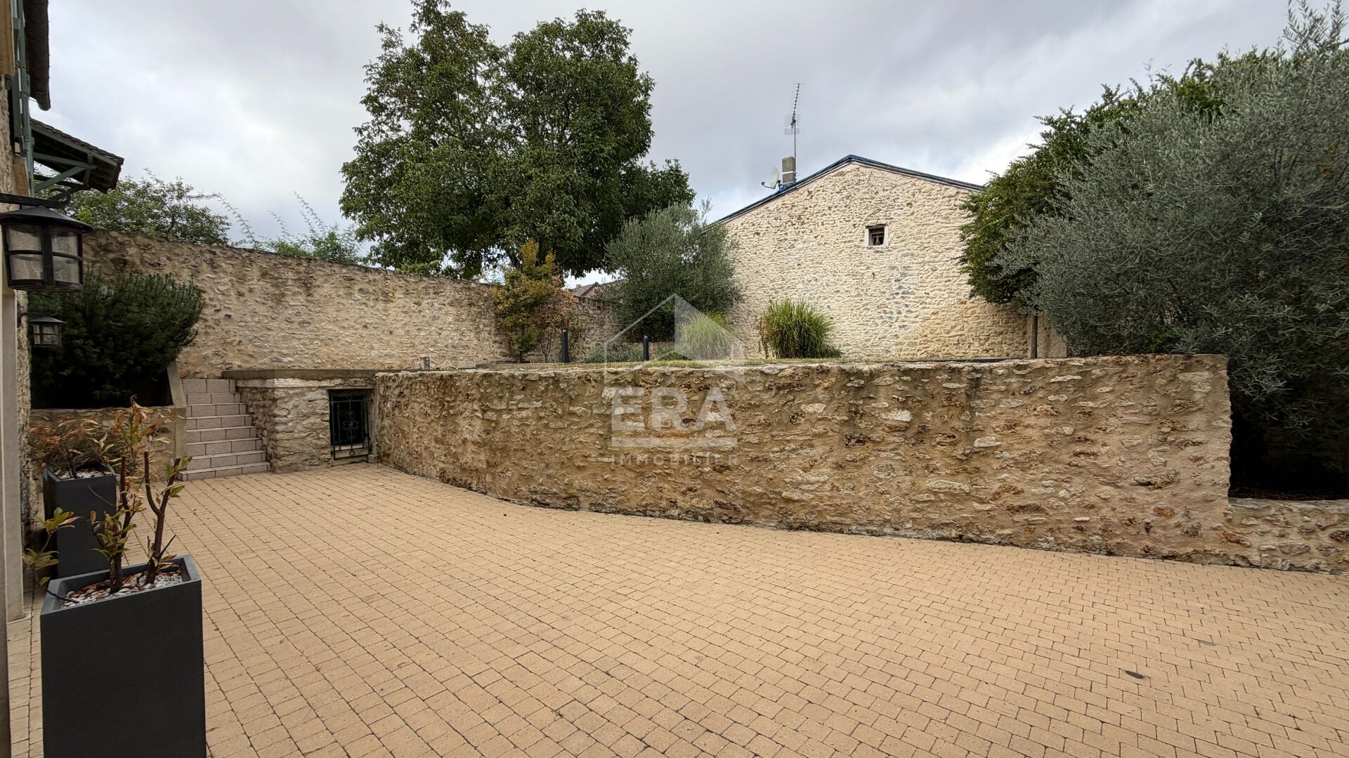 House Rue de Neauphle in Crespières