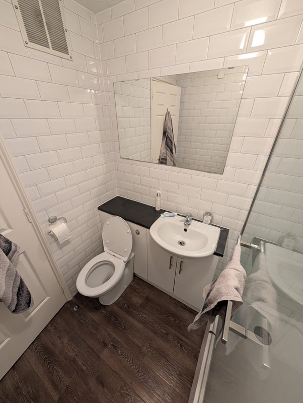 Room Riverview Place in Glasgow