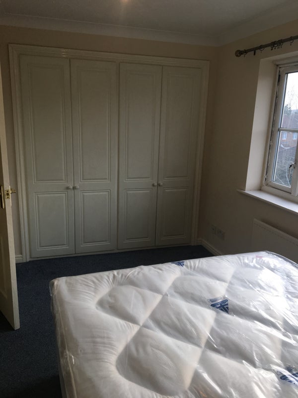 Room Summerton Way in Greater London