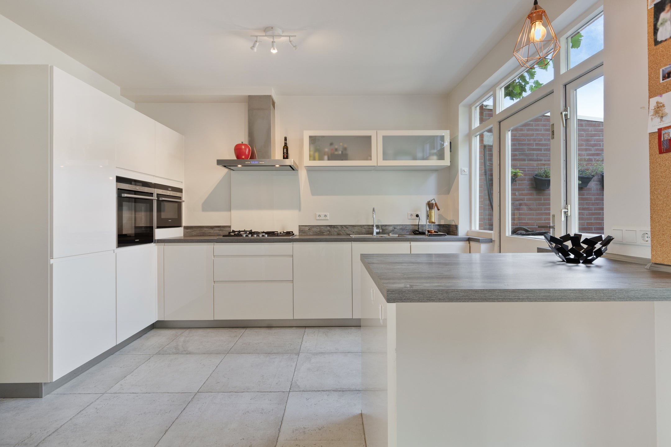 Hoekwoning te koop: Ericastraat 6, Eindhoven