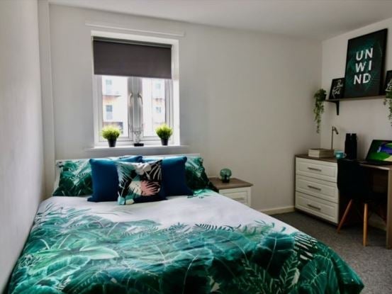 Room Buslingthorpe Lane in Leeds