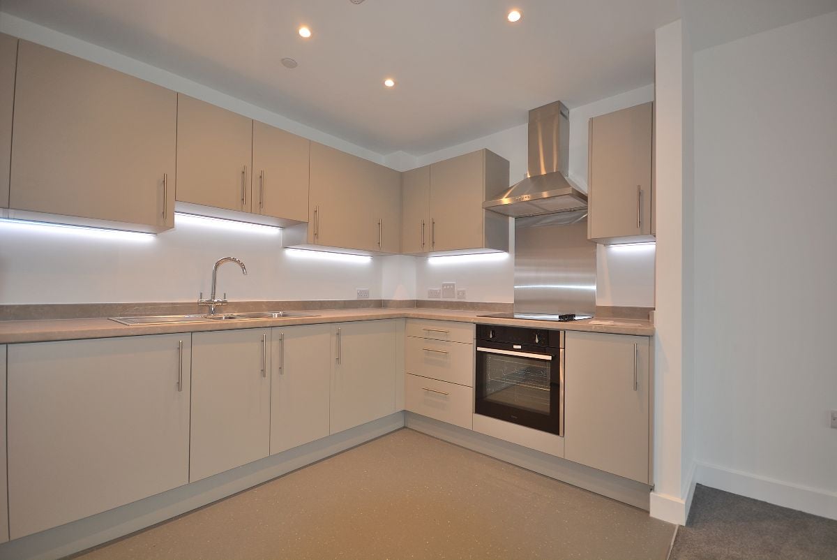 Flat Watnall Road in Ashfield