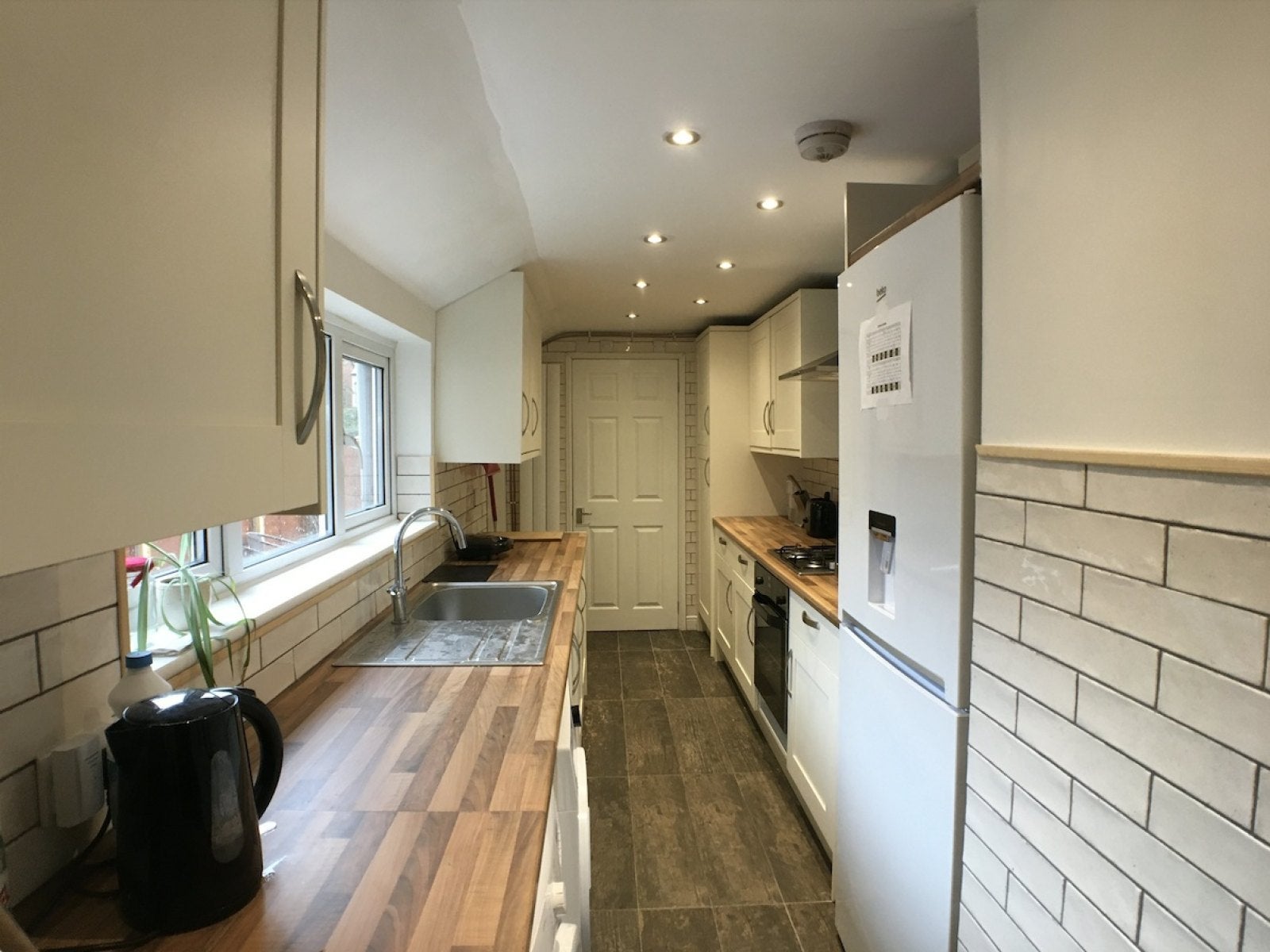 Room Gladstone Street in Charnwood