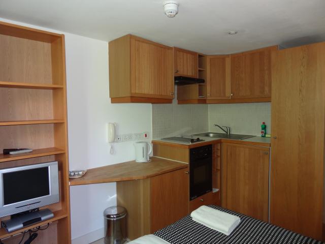 Flat Cartwright Gardens in Greater London