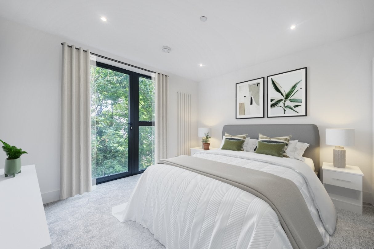 Flat Bourne Way in London