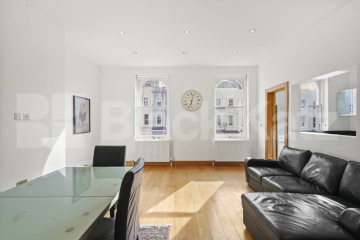 Flat Iverson Road in Greater London