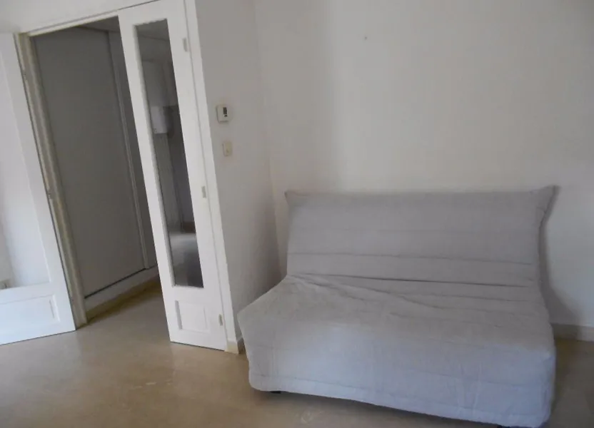 Appartement Rue du Court de Gébelin à Nîmes