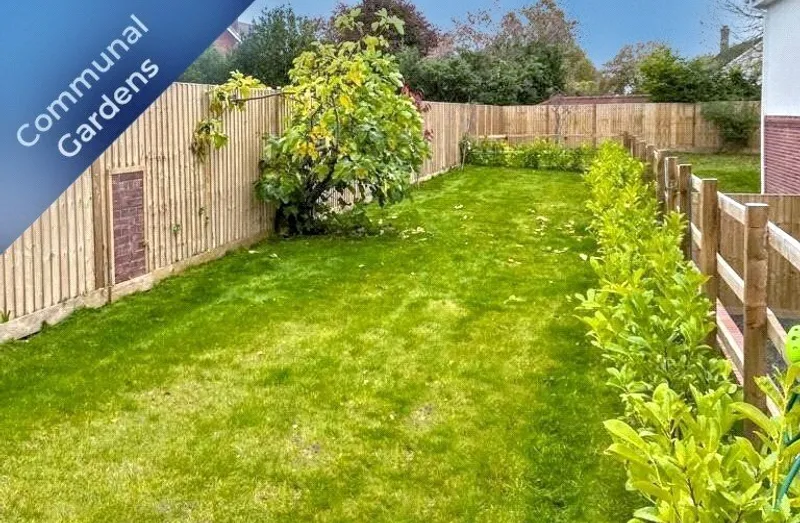 Flat Cranford Avenue in East Devon