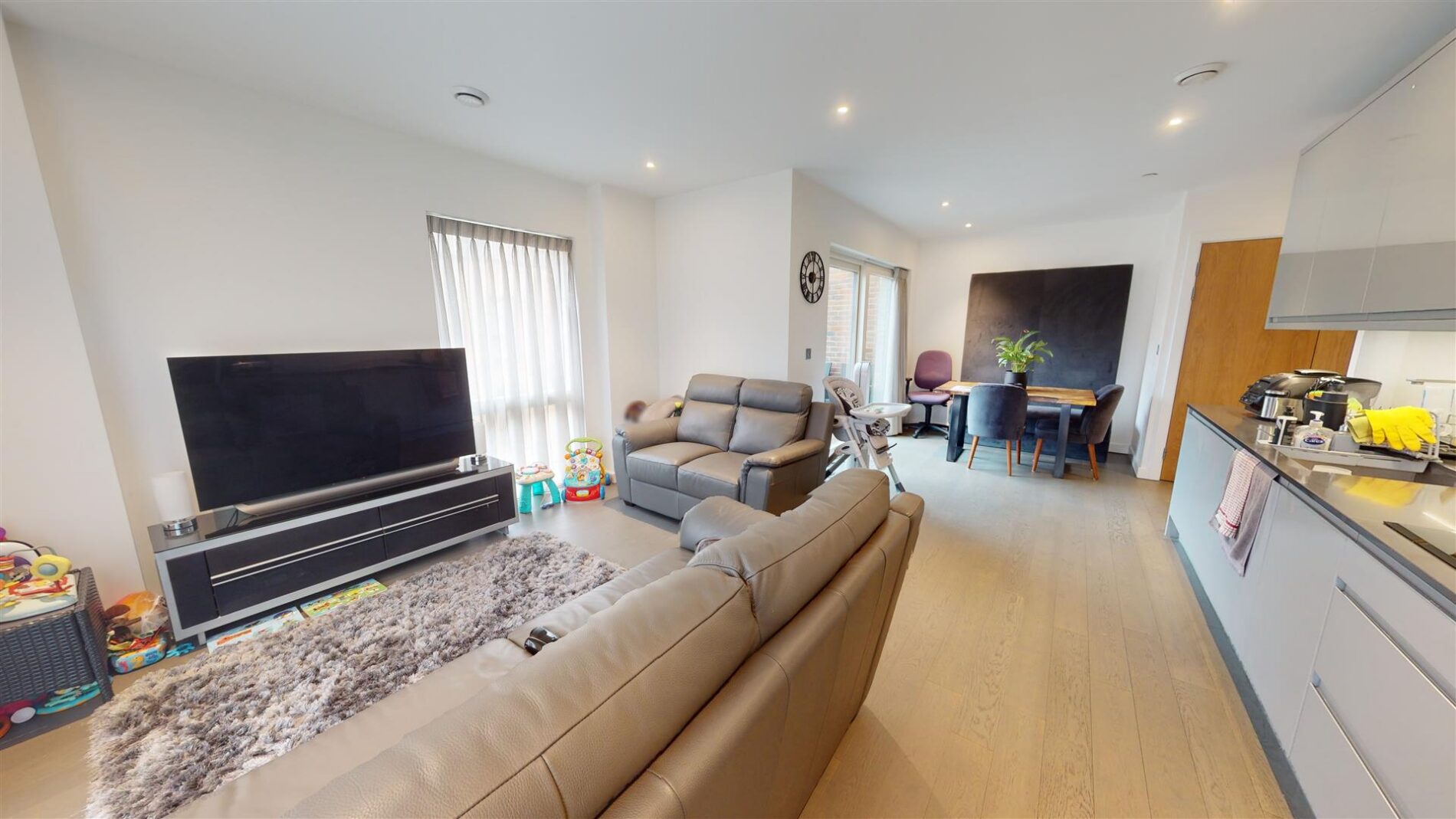 Flat Felar Walk in Greater London