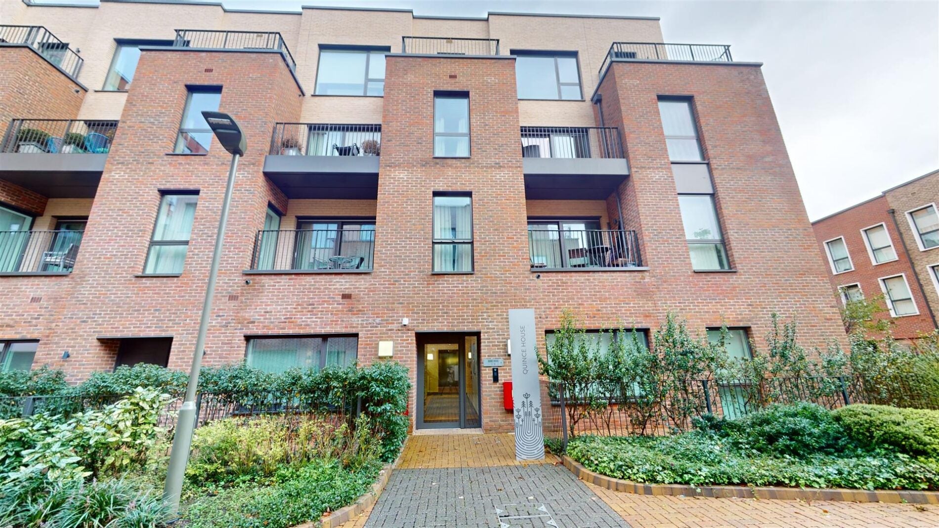 Flat Felar Walk in Greater London
