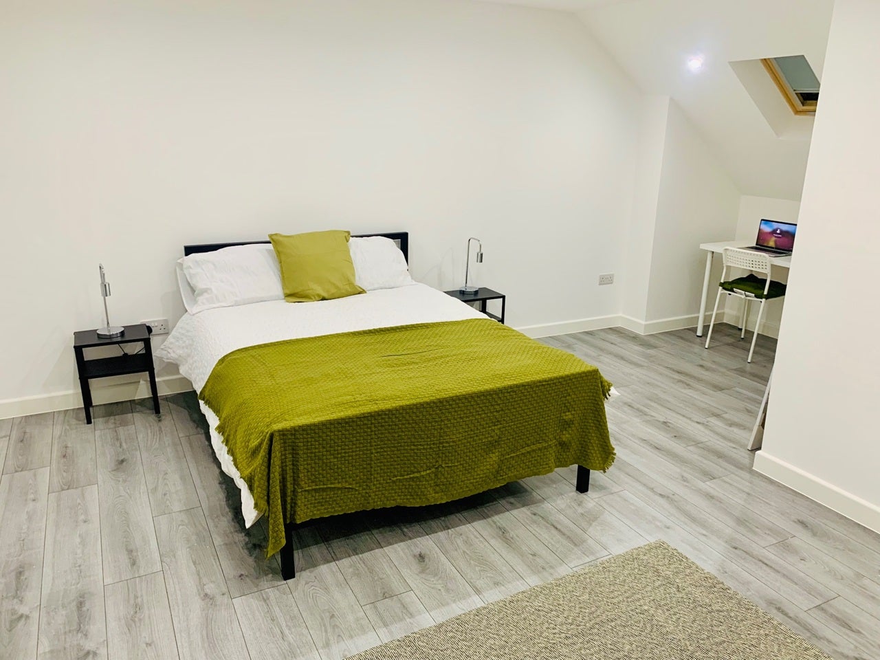 Flat Star Lane in Greater London