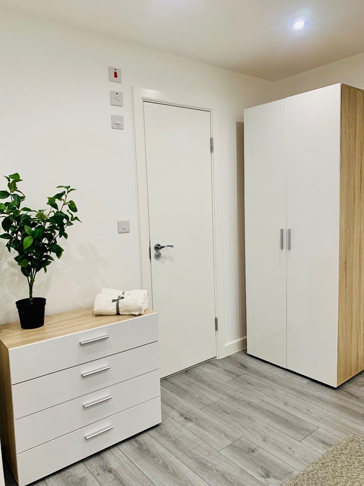 Flat Star Lane in Greater London