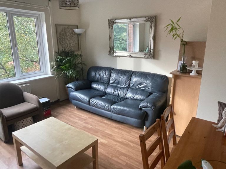 Flat Stranmillis Court in Belfast