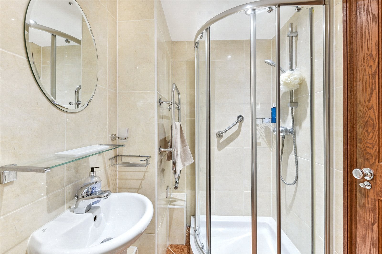 Flat Montrose Court in City of Westminster