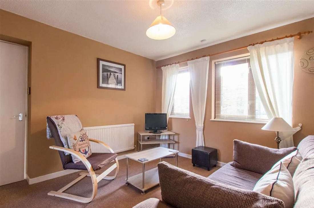 Flat Abernethy Quay in Swansea