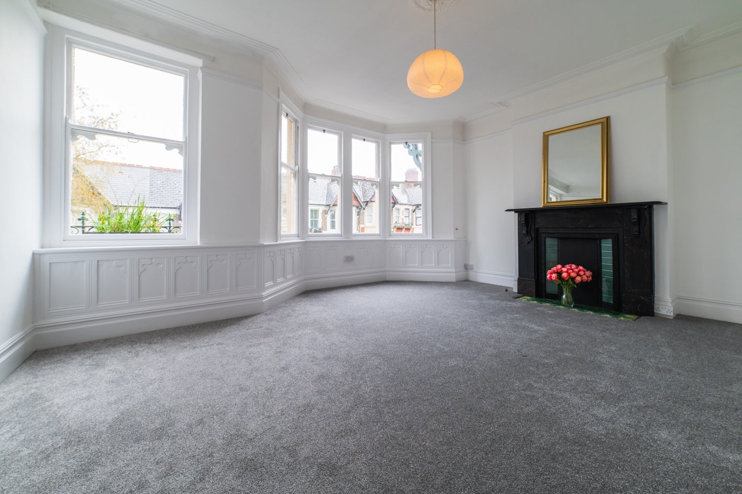 Flat Tydfil Place in Cardiff