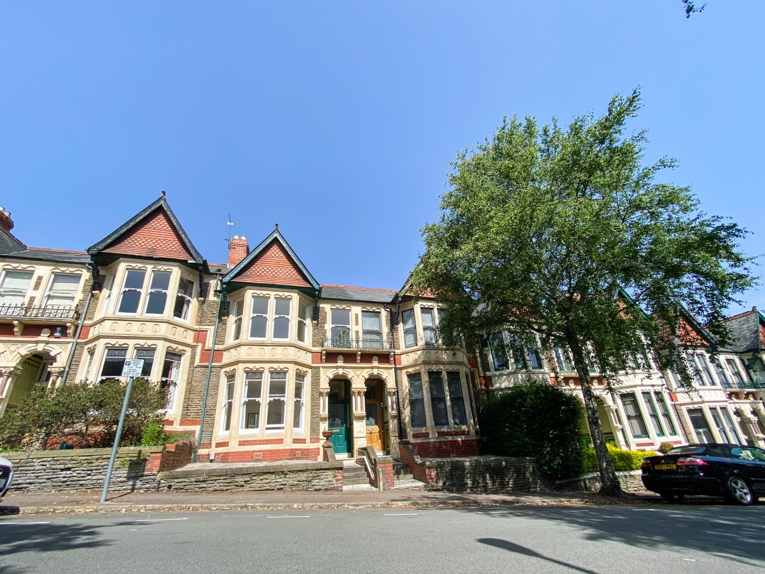Flat Tydfil Place in Cardiff