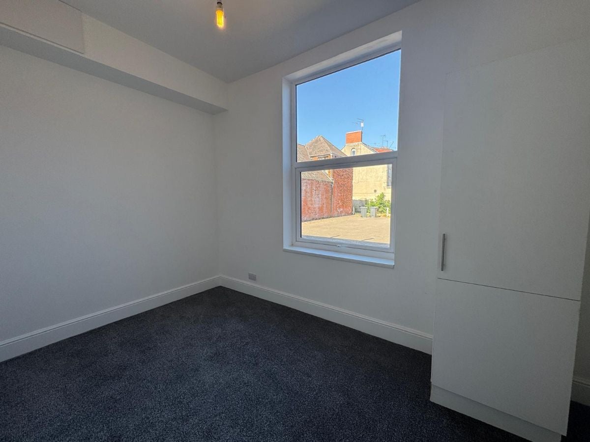 Flat Wilton Street in Hull