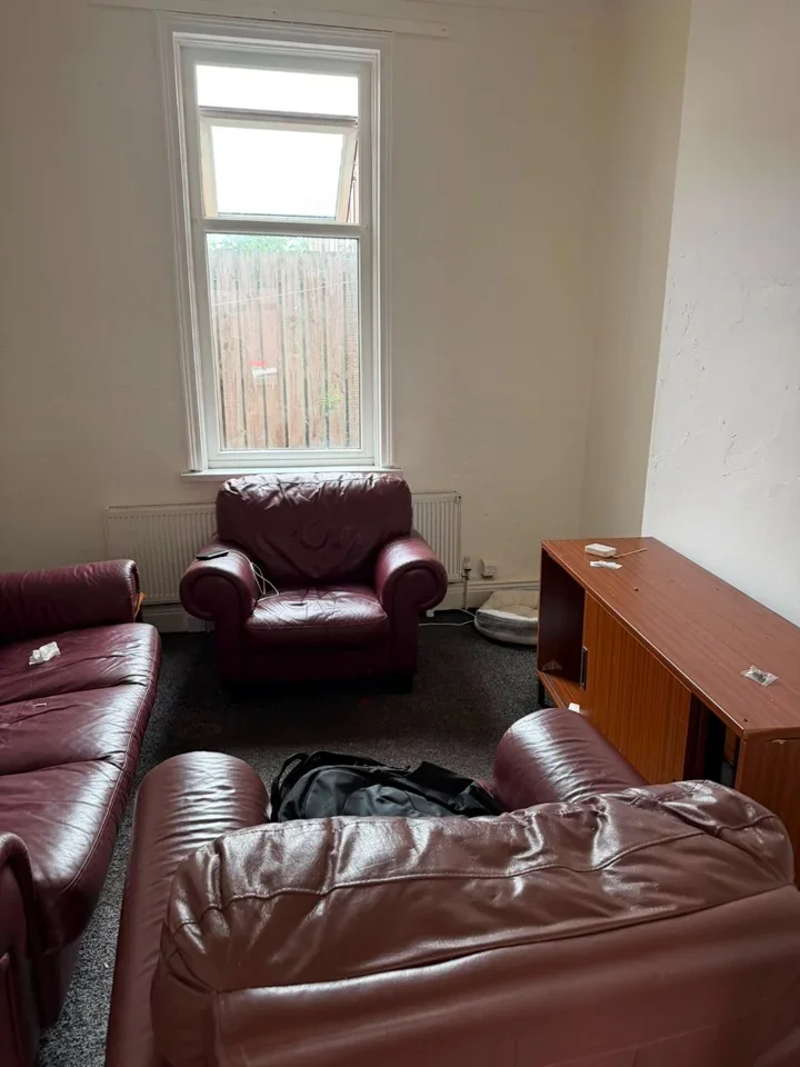 Flat Lyndhurst Terrace in Sunderland