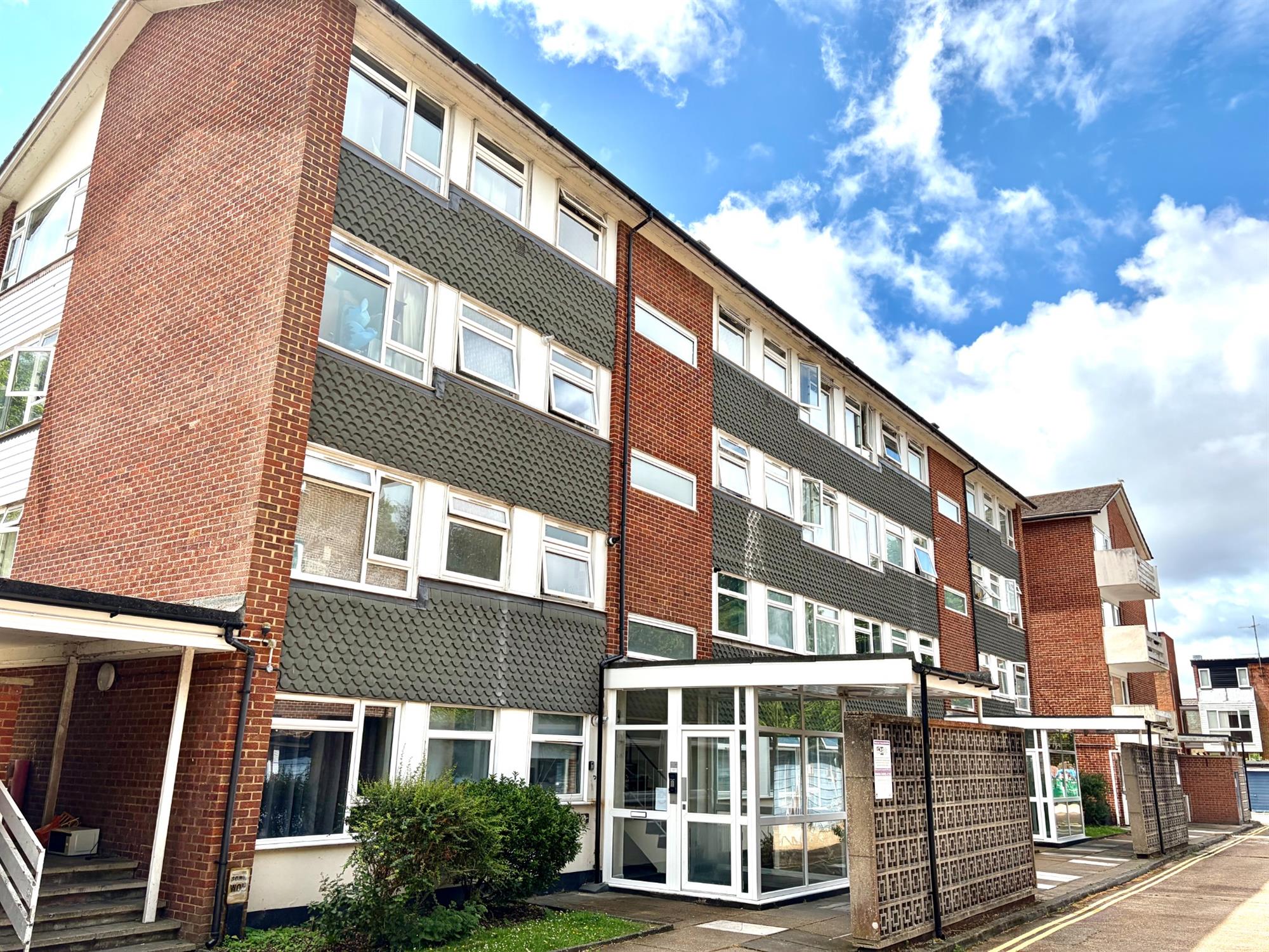 Flat Hulse Road in Southampton