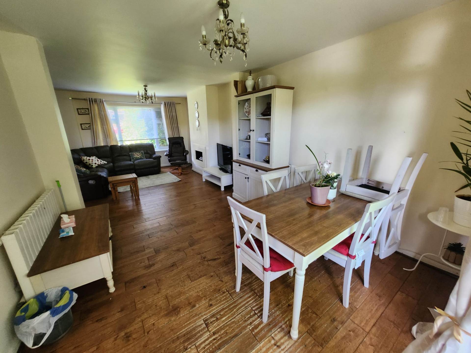 House Mountbatten Close in Cardiff
