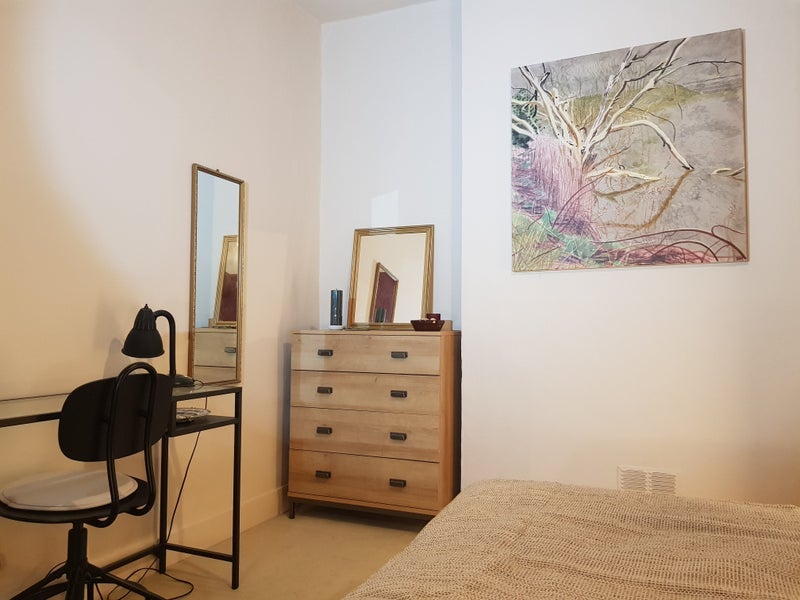 Room Wightman Road in Greater London