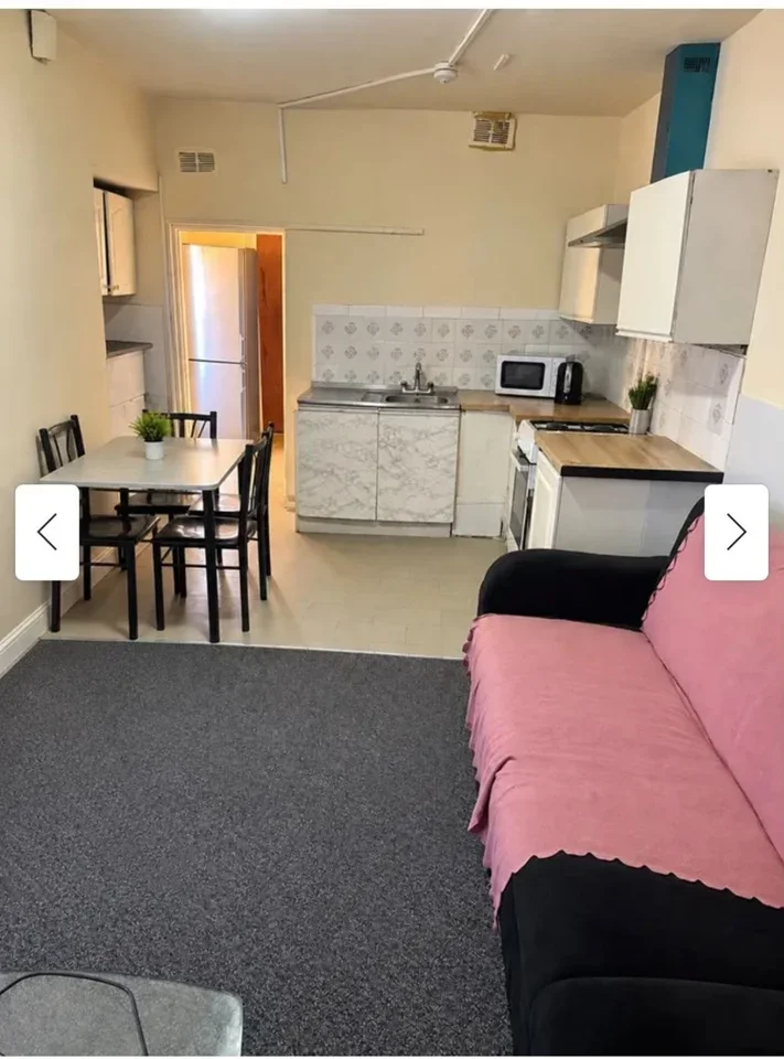 Flat Goldsmith Avenue in Greater London