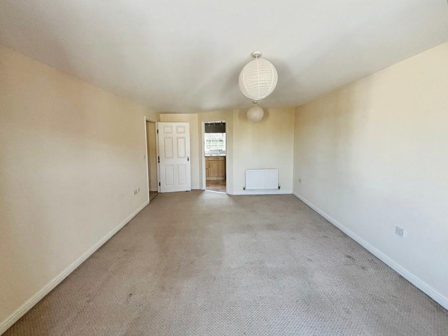 Flat Bridgewater Close in Salisbury
