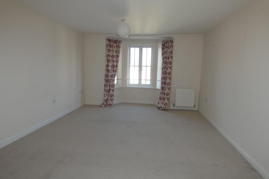 Flat Bridgewater Close in Salisbury