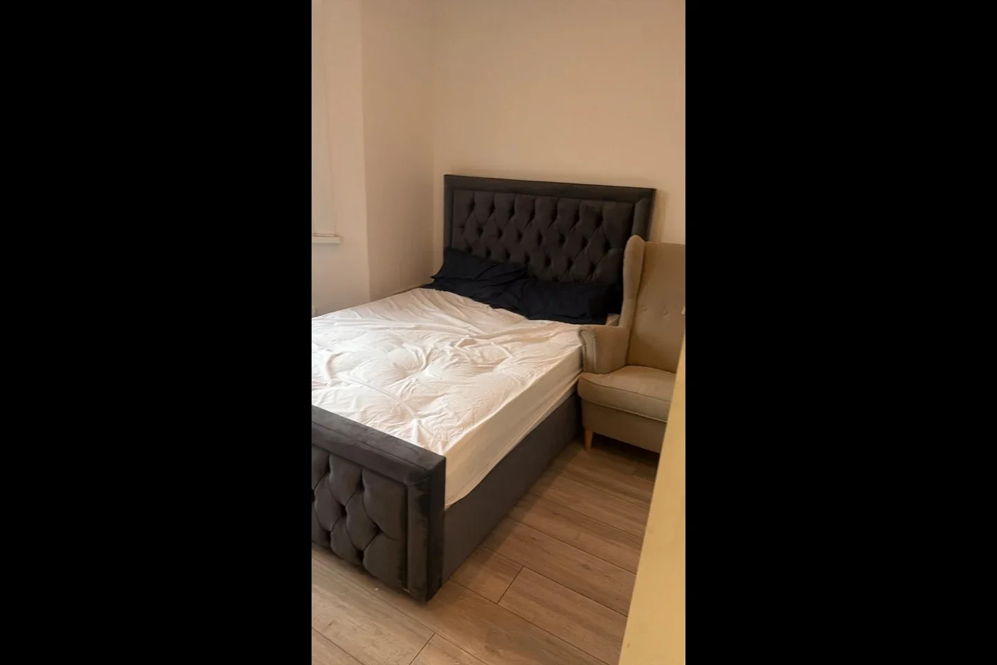 Room Uxbridge Road in Greater London