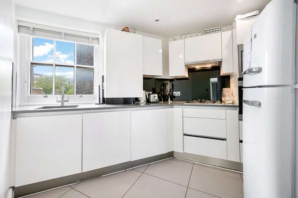 Flat Connaught Street in City of Westminster
